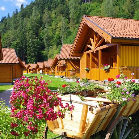 Chaletdorf Zellersee Майсхофен Экстерьер фото