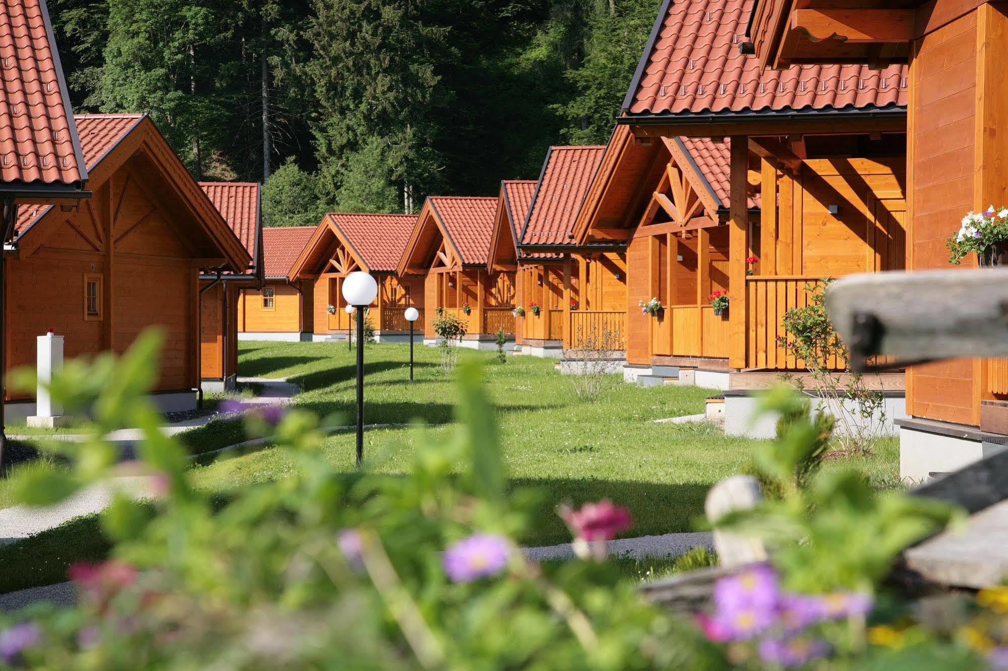 Отель Feriendorf Oberreit Майсхофен Экстерьер фото